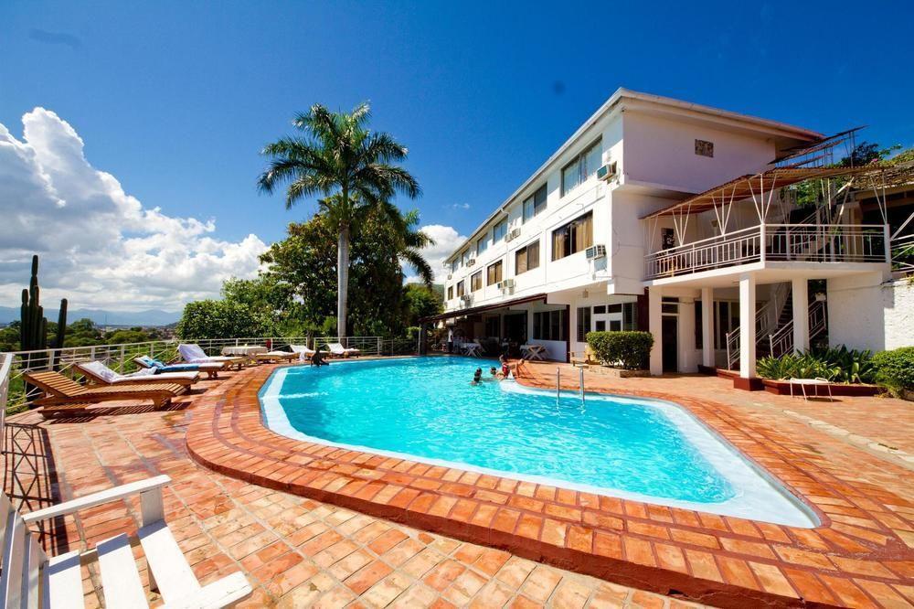 Hotel Mont Joli Cap-Haïtien 外观 照片